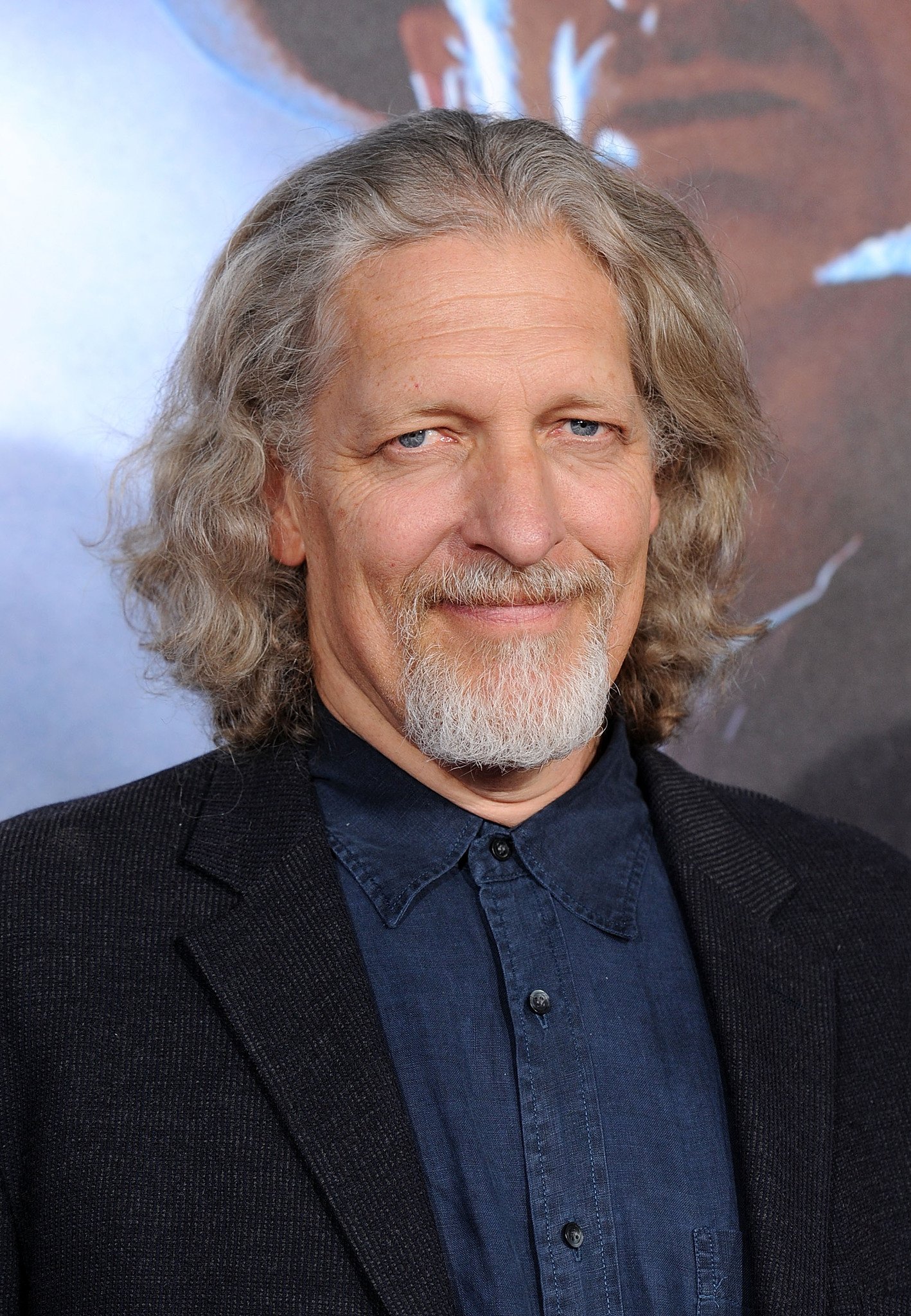 Happy birthday to Clancy Brown !
Also known as the voice actor of the beloved greedy krab, Mr Krabs. 