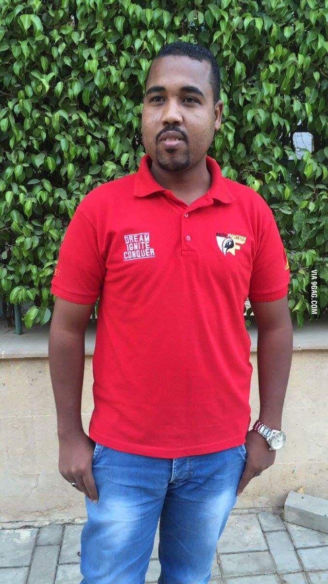 HorangelDavid's tweet photo. Kanye después de divorciarse de Kim https://t.co/XMycYbB7Fr