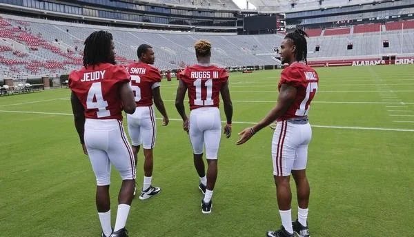 To recap Alabama’s receiving core in 2019: 

DeVonta Smith: Heisman winner.
Jerry Jeudy: Biletnikoff winner. 
Henry Ruggs: 12th overall pick. 
Jaylen Waddle: Projected 1st rounder 

WOW. JUST WOW.