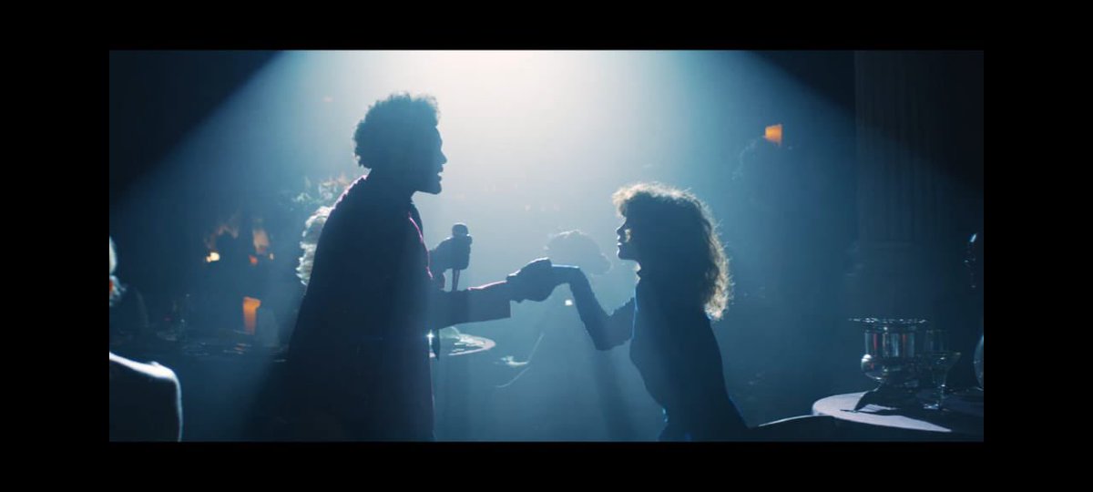 Na próxima cena, The Weeknd chama a única pessoa na sala sem máscara ao palco. Ele dança com ela, as luzes se apagam e ele, segurando a mão da mulher, aponta uma arma para a sua cabeça. Com uma expressão de assustada, ela grita, dando a entender que atirou nele.