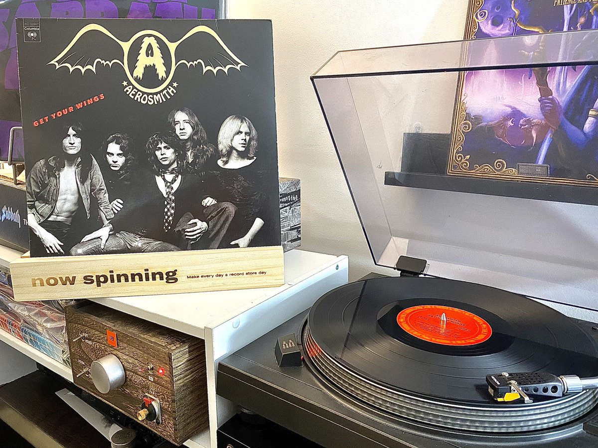 Well, now I'm in that mood. This was my first Aerosmith record, and probably my first non-Kiss LP(along with Love it to Death and the Bee Gees Sgt. Pepper). @metalmessiah9  @MoMetalTrax  @TimmyT47  @Burn1ng_Chr0me  @doomedparade  @perroju666  @sabbathbloodypc  @STARCHILD0920