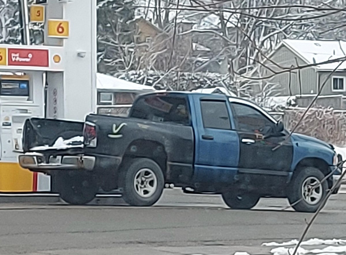 SouthSimcoePS's tweet image. PUBLIC HELP SOUGHT TO IDENTIFY SUSPECT:  We need your help to identify a suspect after a vehicle failed to stop for police in #Cookstown. Media Release -
southsimcoepolice.on.ca/media_release/…