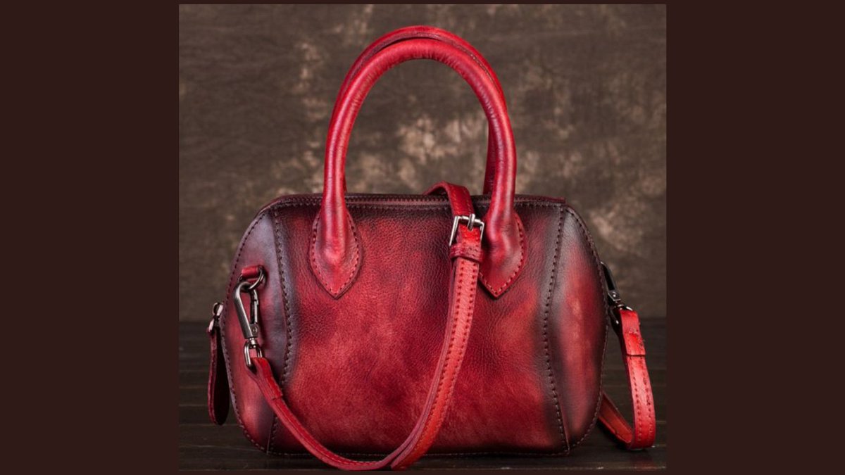 accessoryhut_'s tweet photo. You can never have too many handbags. They are a great addition to any of your stylish outfits. Need a pop of color? This is a beautiful red, plus it goes great with your garnet accessories! Buy it here: https://t.co/Nn3EjsxEeB 
#handbags #Accessories https://t.co/la1rWm0DSu