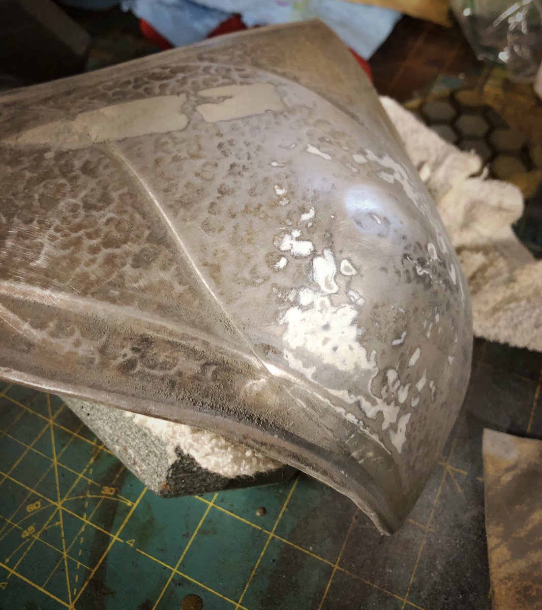 TheTalentedFool's tweet photo. A little work cleaning up a banged-up set of production made prototype Helium armor from the Disney “John Carter of Mars” movie, made by Weta. Worked out the dents, removed some weird paint and filler, hit the rust, polished, oiled. Left some weathering. Looking pretty good! https://t.co/uu2oMTJKdm