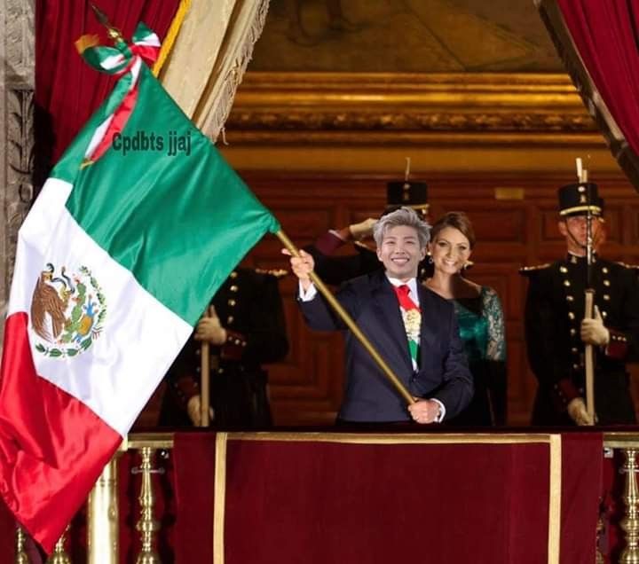 KooChim_7's tweet photo. Porfavor tio Carlos Slim @carlosslim trae a estos reyes a México y haz feliz a todo el MX-ARMY
Por su atenta atención gracias
@BTS_twt #SOSBTS #BTS https://t.co/29QamwQCU0