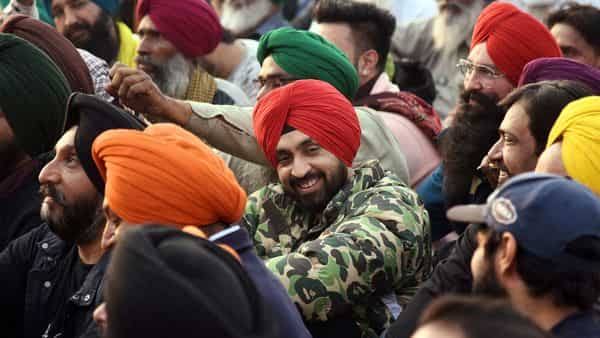 Tractor2twitr's tweet photo. Happy Birthday @diljitdosanjh from team @Tractor2twitr 

Thank you for being a huge support for farmers on the ground and tackling the fake agendas against them.
#Tractor2Twitter https://t.co/TejCQ2aNId