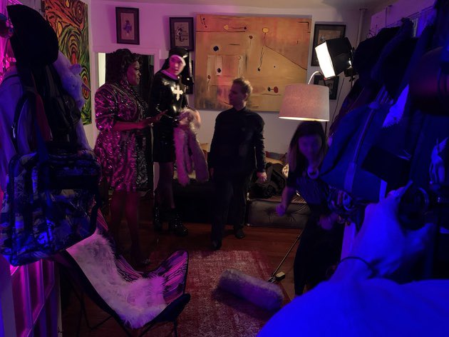 MisterSisterNYC's tweet photo. On set of Mister Sister, a new feature comedy film coming soon. #shotbeforelockdown #filmmaking #setlife @mistersisternyc @marsroberge @hrhpd @jackjamesbusa @hannahcarletonartistry @n0thingimages https://t.co/6IskenrS8e