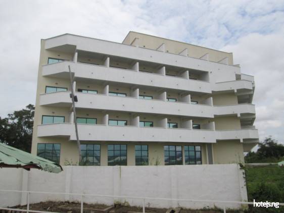 A thread of abandoned/Mismanaged Tourism centers which would have served as a source of revenue.1.CONFLUENCE BEACH HOTEL(LOKOJA): The reason why Kogi State is referred to as the confluence state is because of the intersection between the river Niger and River Benue to form a