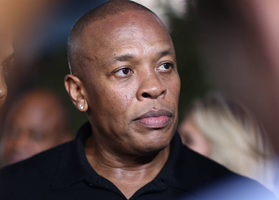 Pray for Dre! 

#drdre #dre