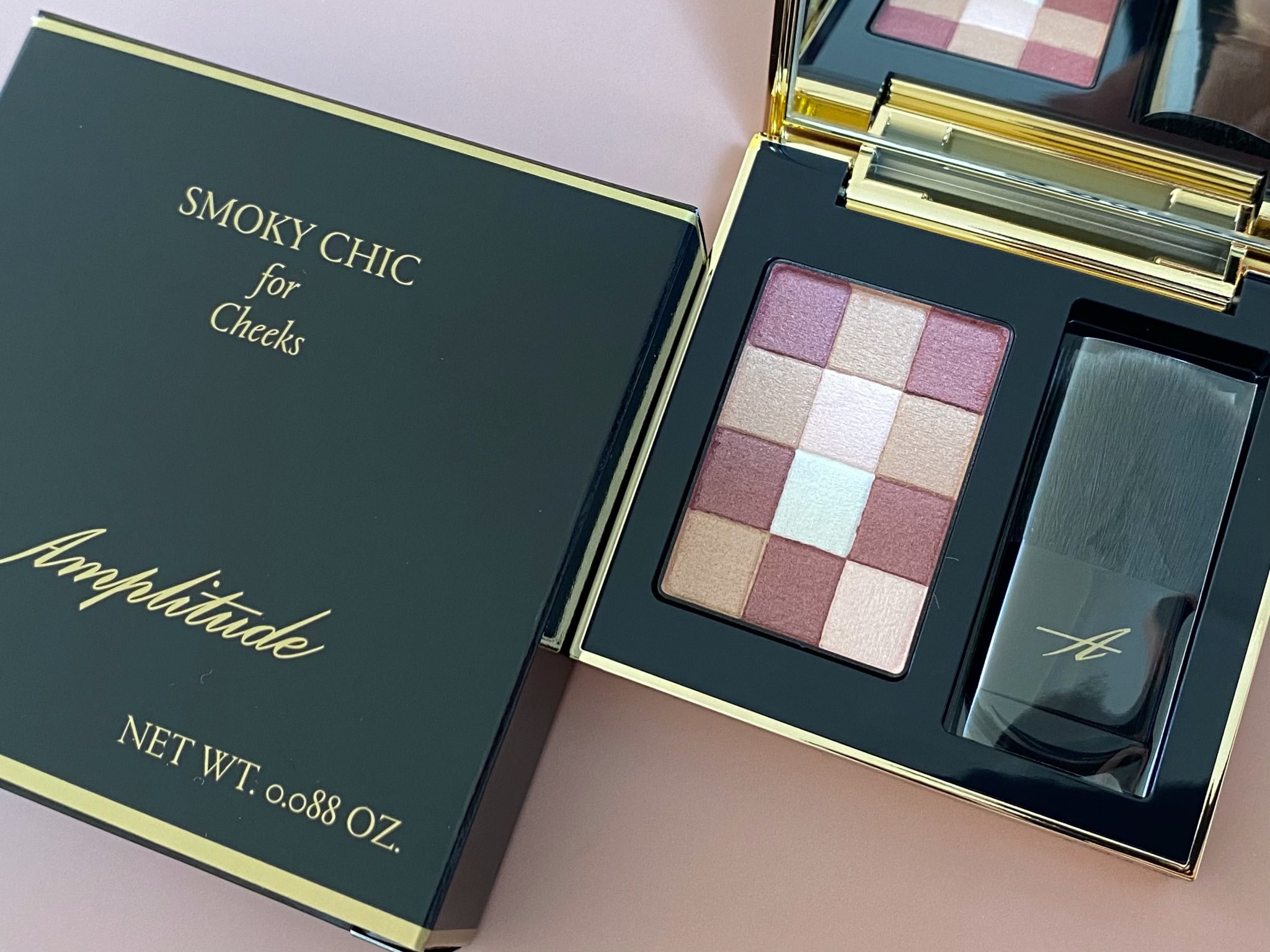 Amplitude スモーキーシークフォーチークス 02 スモーキー ローズ