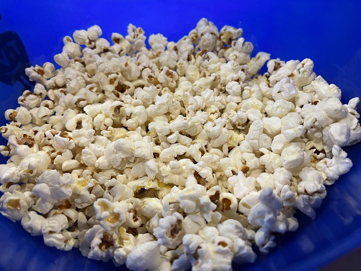 Such a nail biter, might need to replenish my <a href="/SteveKornacki/">Steve Kornacki</a> corn snacky