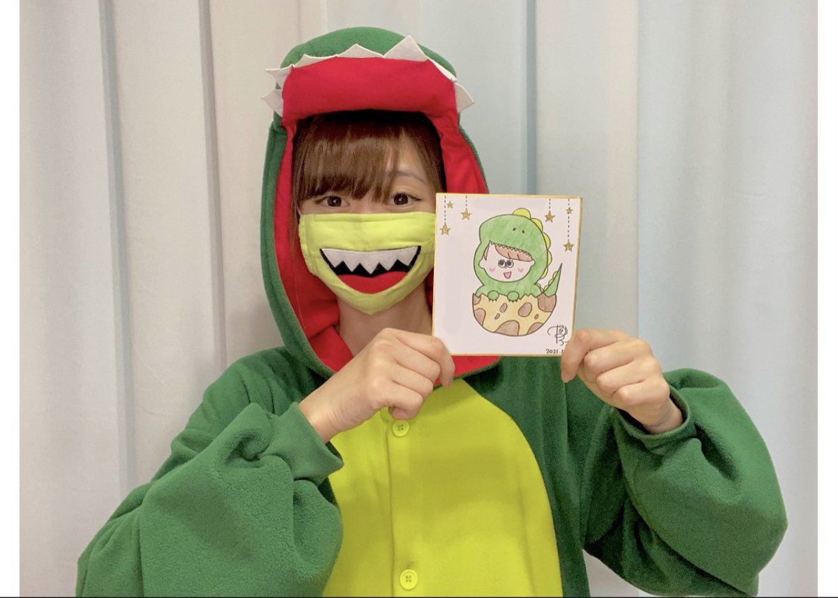 風船パフォーマーばんぶぅ Pa Twitter 年末に作ったあたろー第2弾www たまたま あたろーが自分のイラスト書いてあげてたので何気なくひてってみました 恐竜よりも牛をひねらないとな バルーンアート あたろー 恐竜 Tiktok Youtube