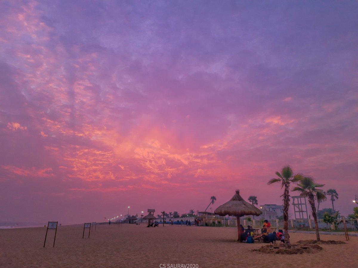 saurav_cs's tweet photo. ସ୍ବର୍ଣ୍ଣାଭ ବେଳାଭୂମି ପୁରୀରେ ଏକ ଶାନ୍ତ ସନ୍ଧ୍ୟା।
#goldenbeach
#blueflagbeach
#ସ୍ବର୍ଣ୍ଣାଭବେଳାଭୂମି
#ବୁଲାବୁଲି #csphotography
@odisha_tourism https://t.co/6Cmhtnmf1J