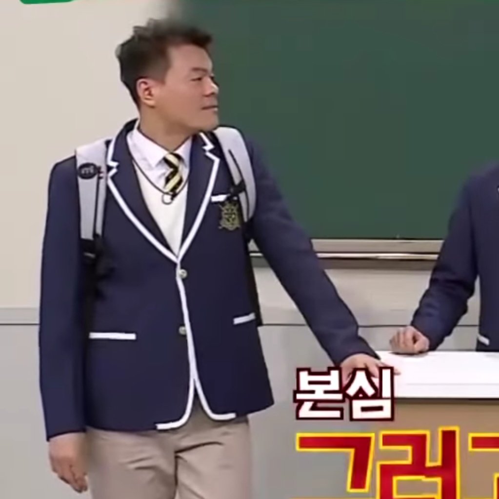 jenrubyyjjane's tweet image. JYP:                                        GOT7: Bye