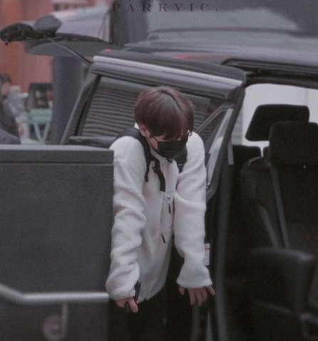 LQ_SAVE's tweet photo. 작고 소중한 우리 지훈이 따��한 겨울 보내☃️❄ https://t.co/HPD1pyMWW3