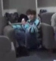 LQ_SAVE's tweet photo. 작고 소중한 우리 지훈이 따��한 겨울 보내☃️❄ https://t.co/HPD1pyMWW3