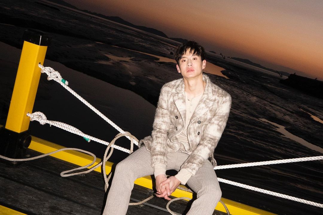 MoonSuinnPH's tweet photo. [2021/01/16] suinn92 Instagram update

Caption: #HowToUseCarnival #BestWorld #TheSunset

#MoonSuInn #문수인 https://t.co/P5F2cqvBTy