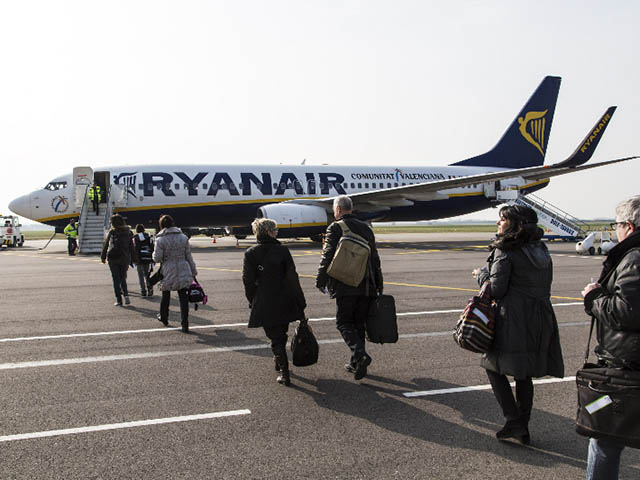 KEVELAIR's tweet photo. Trafic 2020 : -66% pour Ryanair, -58,1% pour Wizz Air https://t.co/m4LaeHjpVi #Lowcost #Actualité https://t.co/1ViaIrZExA