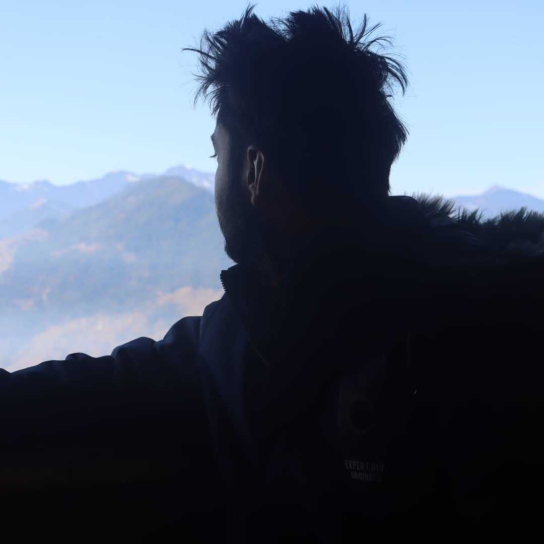 _deviL_14's tweet image. “Don’t listen to what they say. Go see.”