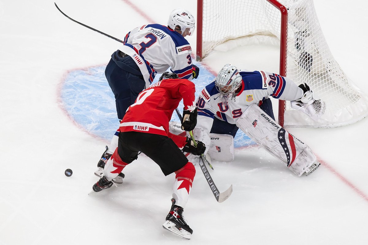 NBCSportsHockey's tweet photo. SHUTOUT ✅
GOLD MEDAL ✅

TAKE A BOW, SPENCER KNIGHT! 👑 https://t.co/sZDBL22dnd