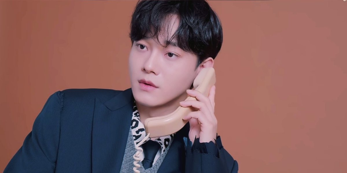 junmsmile_'s tweet photo. Quiero que Chen sea muy feliz y que nadie lo haga sentir mal, es una persona tan linda de verdad que quiero llorar ❣️
#CHEN @weareoneEXO https://t.co/Un3nDGT9jg