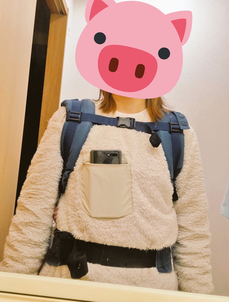 れい Youtubeアフィリエイト Uniqloのモコモコの胸ポケット こんなとこにポケットつけていつ使うんだ洒落臭い って思ってたけど めちゃ便利 電話が鳴ってもサッと取れるはみ出し加減 隠し撮りも可能 着心地よくて暖かいし 何より安い 太って見える