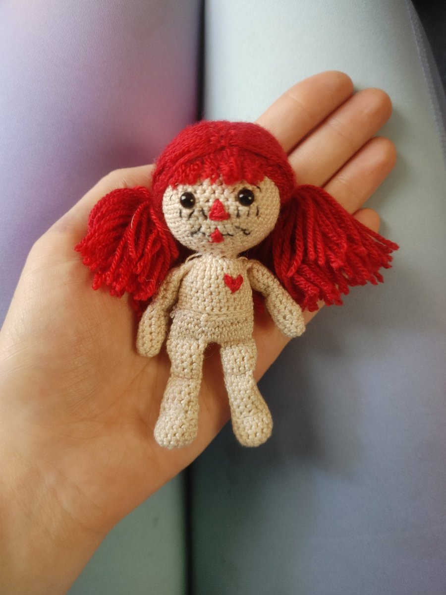 A_HeiserWrites's tweet photo. A bit obsessed with #dollmaking for a few weeks. This is doll 4. Doll one and the original #raggedyann in the comments for comparison. https://t.co/vfiFn5uWD4