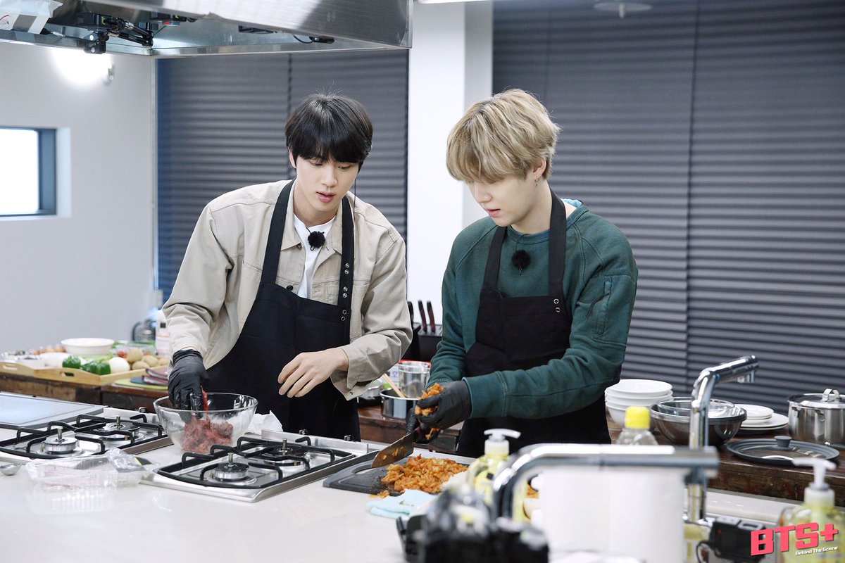AwakeWinter_Jin's tweet photo. 🌕 [#Update_Jin] 210601

RUN BTS! 2021 - EP. 123 Behind The Scenes [ Jin ] (1/3)

#SEOKJIN #JIN #진 #석진 #방탄소년단진 @BTS_twt https://t.co/4NMAUZGQIZ