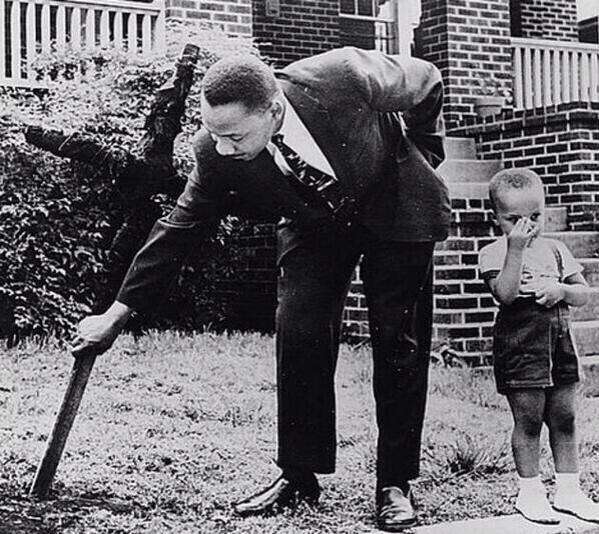 BeschlossDC's tweet photo. On this night, remember Reverend Martin Luther King, Jr., of Ebenezer Baptist Church in Atlanta, Georgia. https://t.co/PXr2ipR6nc