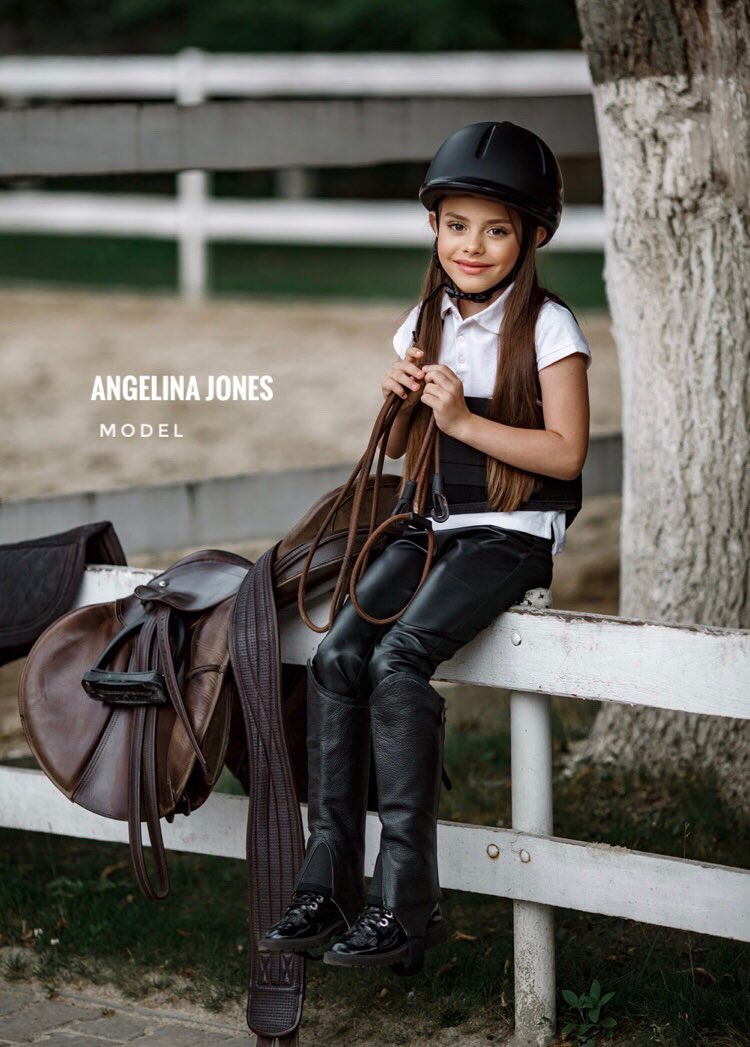 Fashion Vibes tweet media