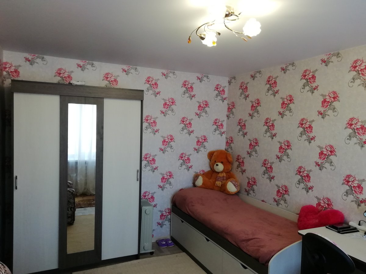 Пенсионерка из Красных Баков Нижегородской области ​​Валентина Гончарова организовала нижегородцев, чтобы всем миром сделать ремонт в квартире детей-сирот, которых после смерти матери едва не забрали в детский дом priderussia.ru/pomoshch/pensi…