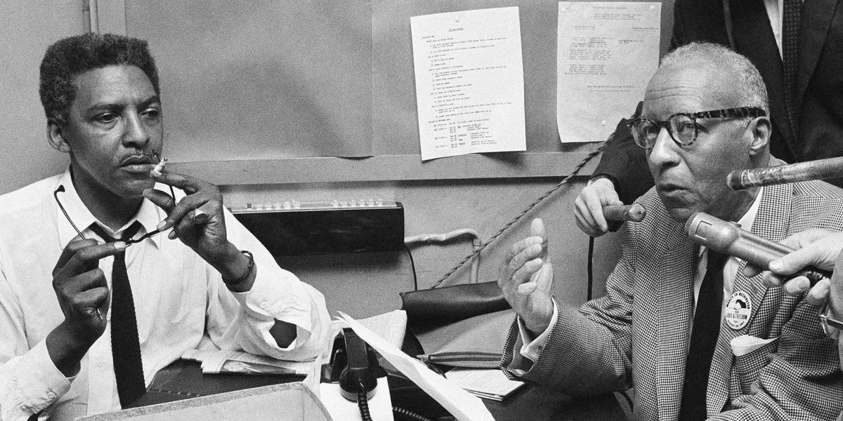 11/ On oublie souvent que les organisateurs de cette marche tels que A. Philip Randolph ou Bayard Rustin étaient des leaders syndicaux socialistes persuadés que la victoire impliquait nécessairement de construire de larges coalitions avec la classe ouvrière blanche.