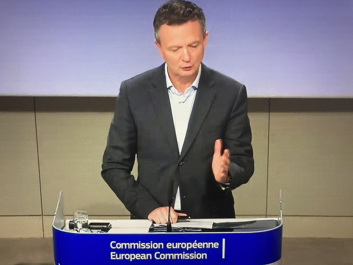 EU Commission spokesman  @MamerEric defended the bloc’s decision to reach an investment deal, and added the need to engage China on issues like climate change, when asked about the impact of the human rights situation in Hong Kong on EU-China relations.