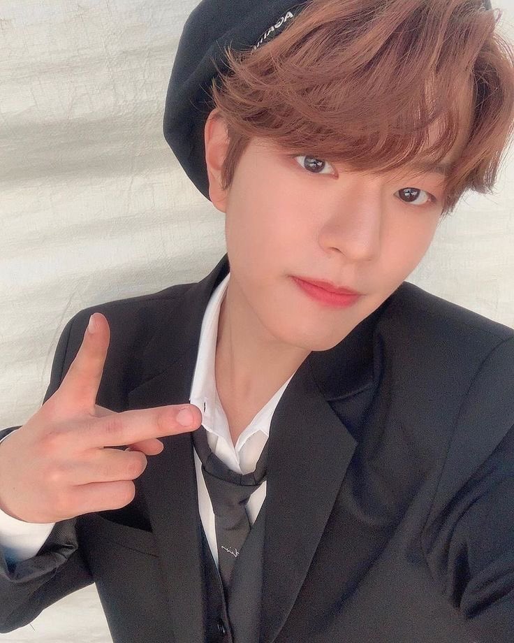 ↳ ✩ day 237 ✩   ↳ i hope you and skz are all doing okay 