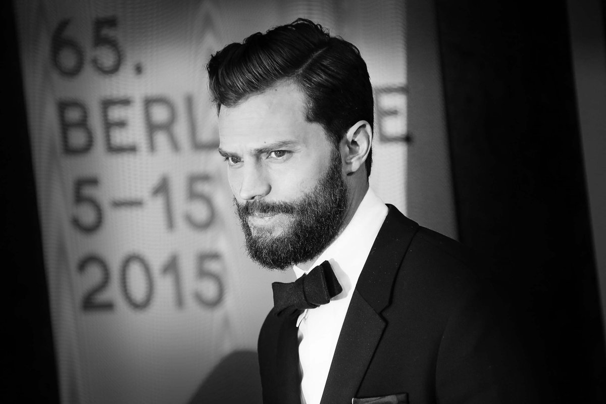 Hollywood actor Jamie Dornan explains why he has no time for grooming. ow.ly/XbMn50D1hpK