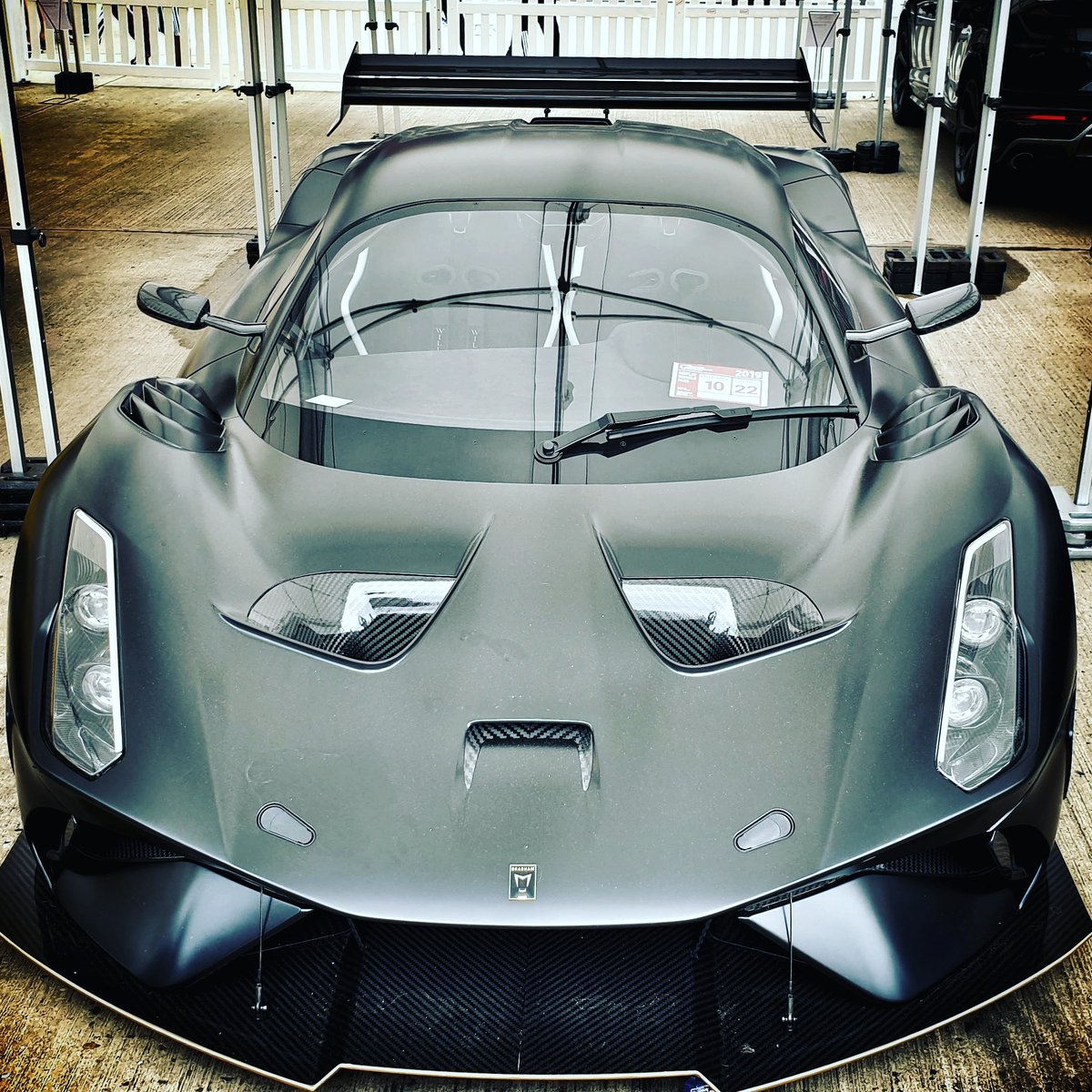 SportZnTouring's tweet photo. Brabham BT62
...
5.4L V8, 942kg,
700PS/691hp
...
#hypercar #brabham #brabhambt62 #brabhamautomotive #bt62 #fordpowered
https://t.co/jqF600Wa9i https://t.co/QhCQ9x0BLw