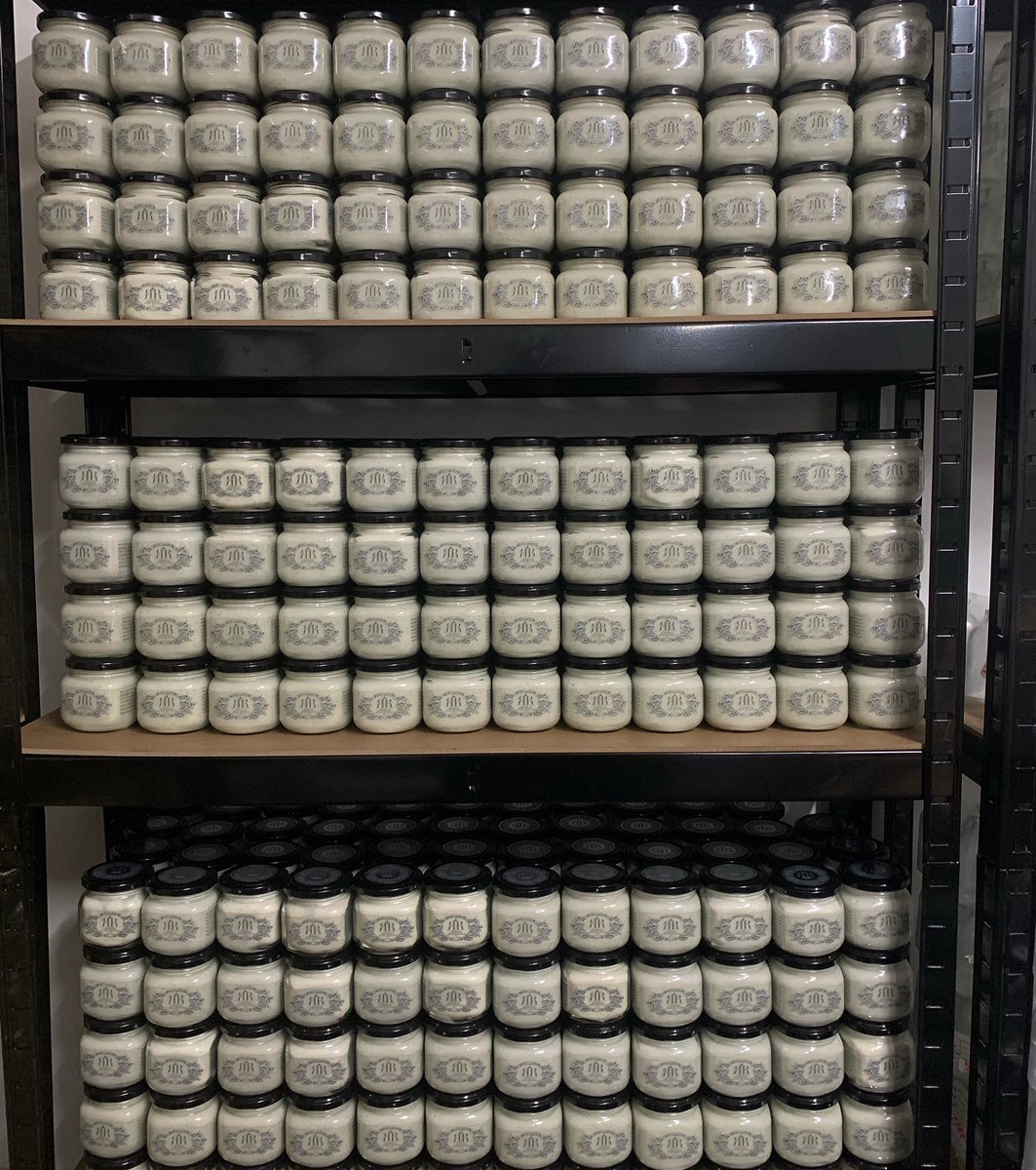 retrorichco's tweet photo. Your favourite hair butter is now back in stock! 😍🙌🏽 #naturalhairtwitter https://t.co/RUZEH12SZa