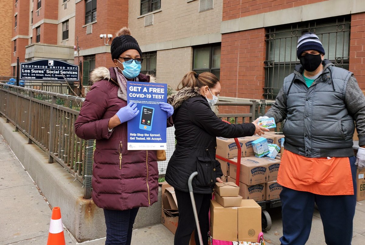 NYC Health + Hospitals (@nychealthsystem) on Twitter photo ¡Wepa <a href="/LosSures/">Southside United HDFC</a> ! The #NYCTestandTrace Brooklyn Outreach Team spent #GetTestedTuesday at the #LosSures Social Services Pantry on South 3rd Street in Williamsburg's Southside, handing out free masks and COVID prevention material. ¡Wepa <a href="/LosSures/">Southside United HDFC</a> ! The #NYCTestandTrace Brooklyn Outreach Team spent #GetTestedTuesday at the #LosSures Social Services Pantry on South 3rd Street in Williamsburg's Southside, handing out free masks and COVID prevention material.
