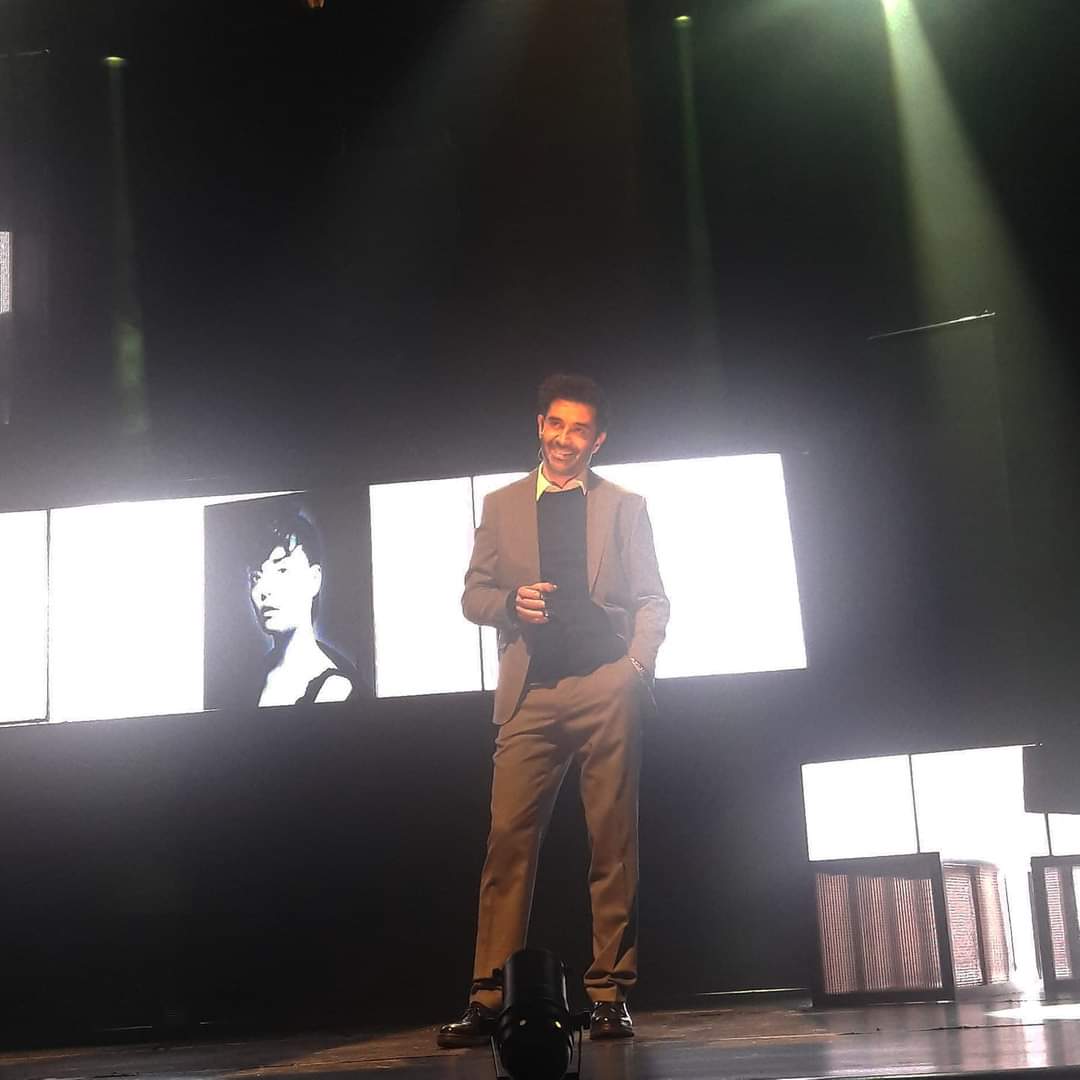 CanselSevenler's tweet photo. @cansellelcin Dr.Laryy 🎭 #canselelcin #laryy #drlarry #closer #tiyatro #theater 
6 Ocak 2019 #facebook #canselelciniseviyoruz https://t.co/ZewdajyaRQ