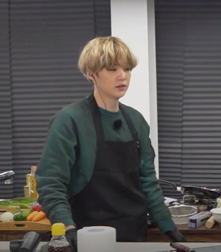 zoning out yoongi ?

#BTS #SUGA @BTS_twt 