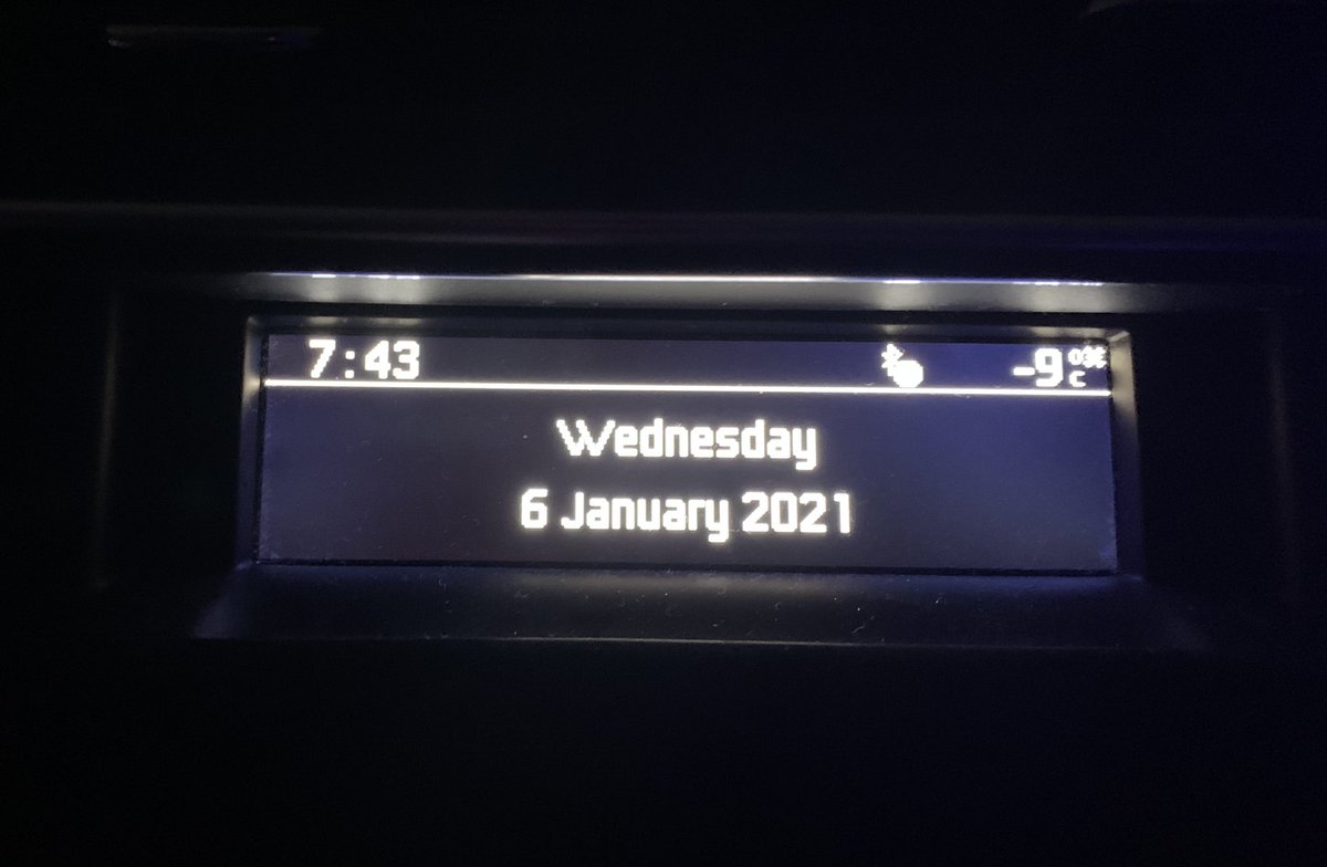 Think I might let the car warm up for a while this morning!!!!🥶❄️ #bloodycold