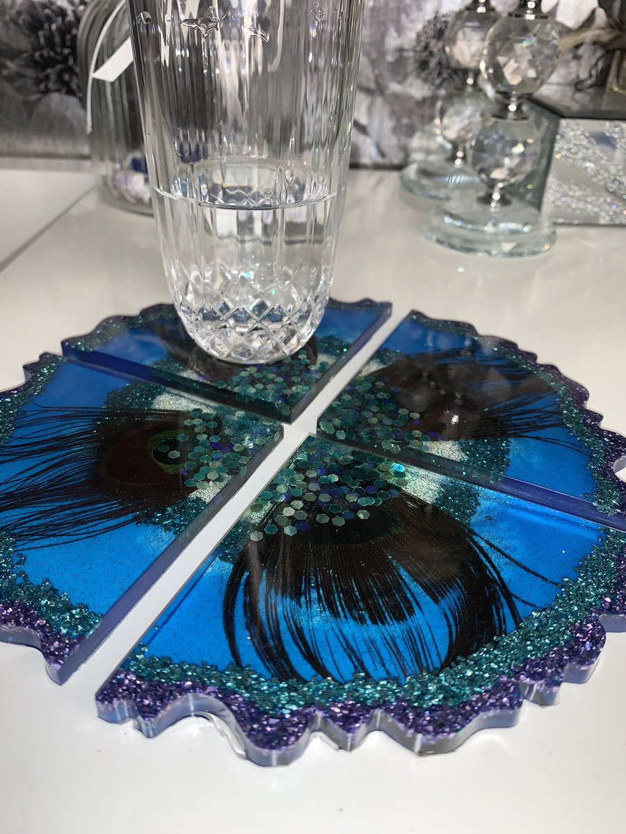 GiftedWGlitter's tweet photo. I still can’t get over how stunning these are!!!! 

They are also up on my #etsy don’t miss out 👀♥️

#resincoasters #peacock #peacockfeather #resin #resinart #resinartist #homeinspo #homeinterior https://t.co/aGCLI1dP6i