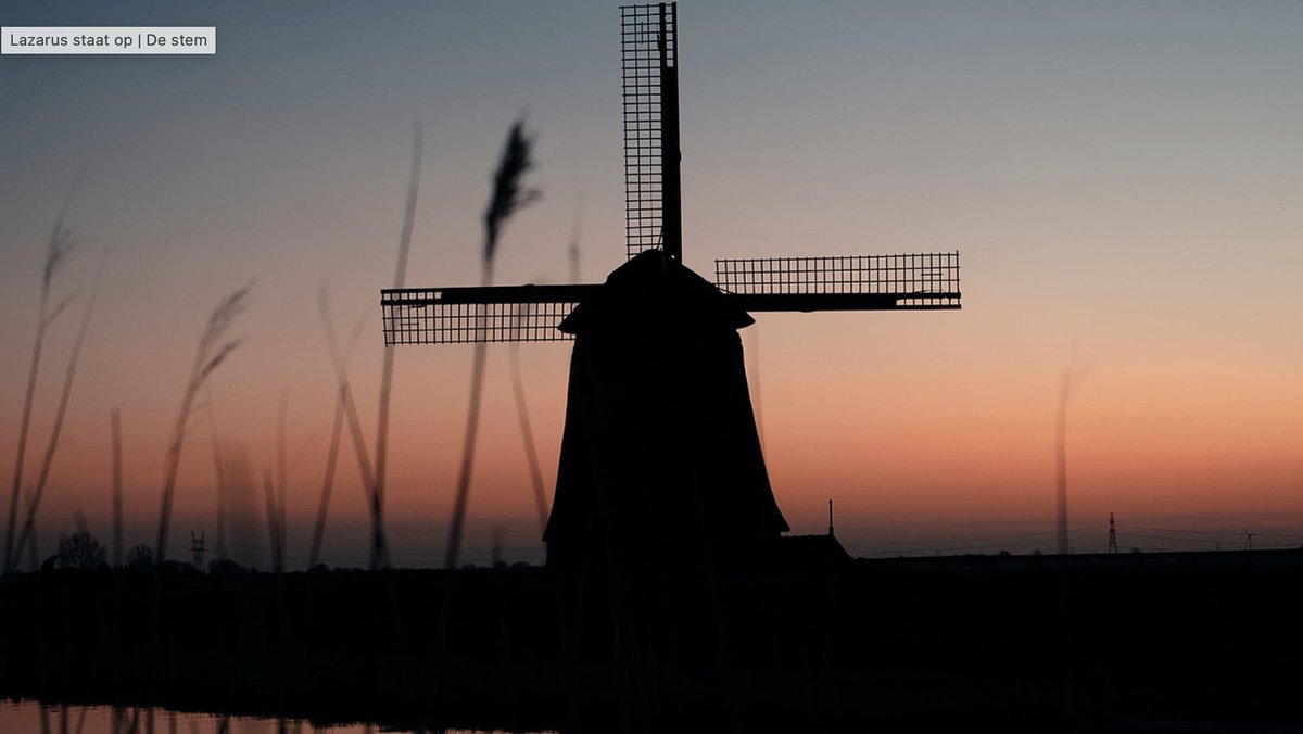 De_Bazuin's tweet photo. Genietend van #LazarusStaatOp met @RikkoVb @volglazarus. Ook genieten van de foto's die gebruikt worden op de website. https://t.co/6Mtq1Tp5rM