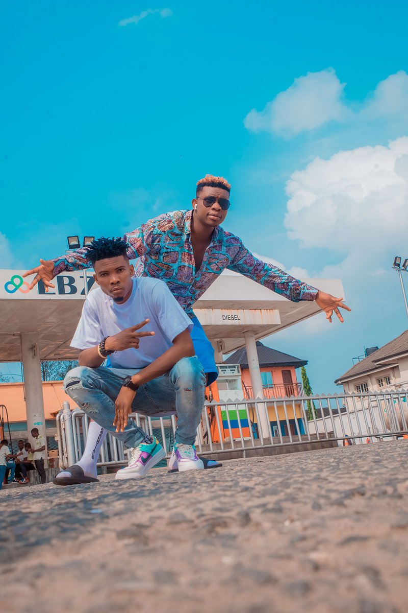 legendotwenty's tweet photo. I'm a magician, the only person better than me, is me in tomorrow...
ℹ
ℹ
ℹ
ℹ
ℹ
#BigProducer
#RDM
#ibb
#craqmusic
#SwaggerBoss
#LegendOtwenty
#naijacelebrity
#naijamusic
#photography
#photo
#photooftheday
#picture
#pictureoftheday https://t.co/Nu4vKOvWm7
