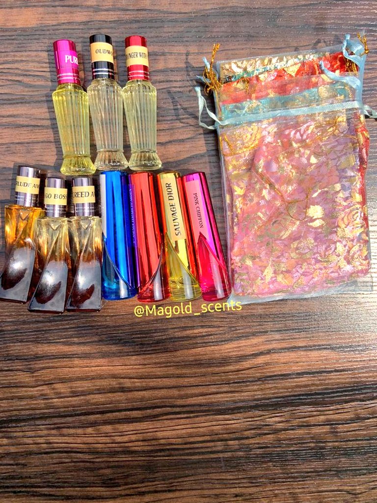 Omarr_delly's tweet photo. #Orderready 
Perfume Oils Lovers!!!

We're back and ready to serve you better! 

Size:15ml
Price:N2500 *Retail*

New fragrances have been added to the list for both wholesale/retail orders.

Need any fragrance in your preferred sizes?Please send a DM 

Please Retweet 
@_DammyB_ https://t.co/3ueHHtUqNS