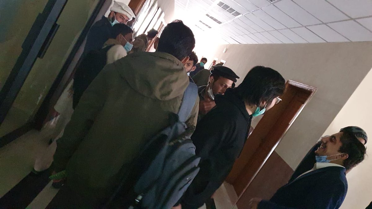 aetooc_awais's tweet photo. Student Lives Matter
#FastUniversityFollowNCOC
#ShafqatMahmood
#NoPapersHealthIsImportant
#FastStopTorturing 
#FastAgainstGOVT https://t.co/4bo51fqD96