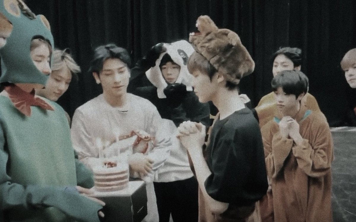 zunckook's tweet photo. beautiful memories. 📸 https://t.co/s4zzQiBiBK