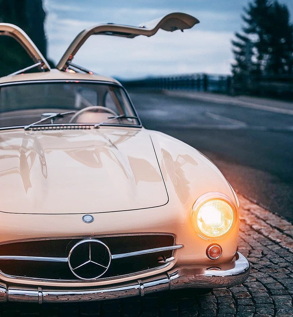 bo_gilles's tweet image. 🚗. J'aime rêver...toujours et encore 🤩
Mercedes Benz 300SL Gullwing