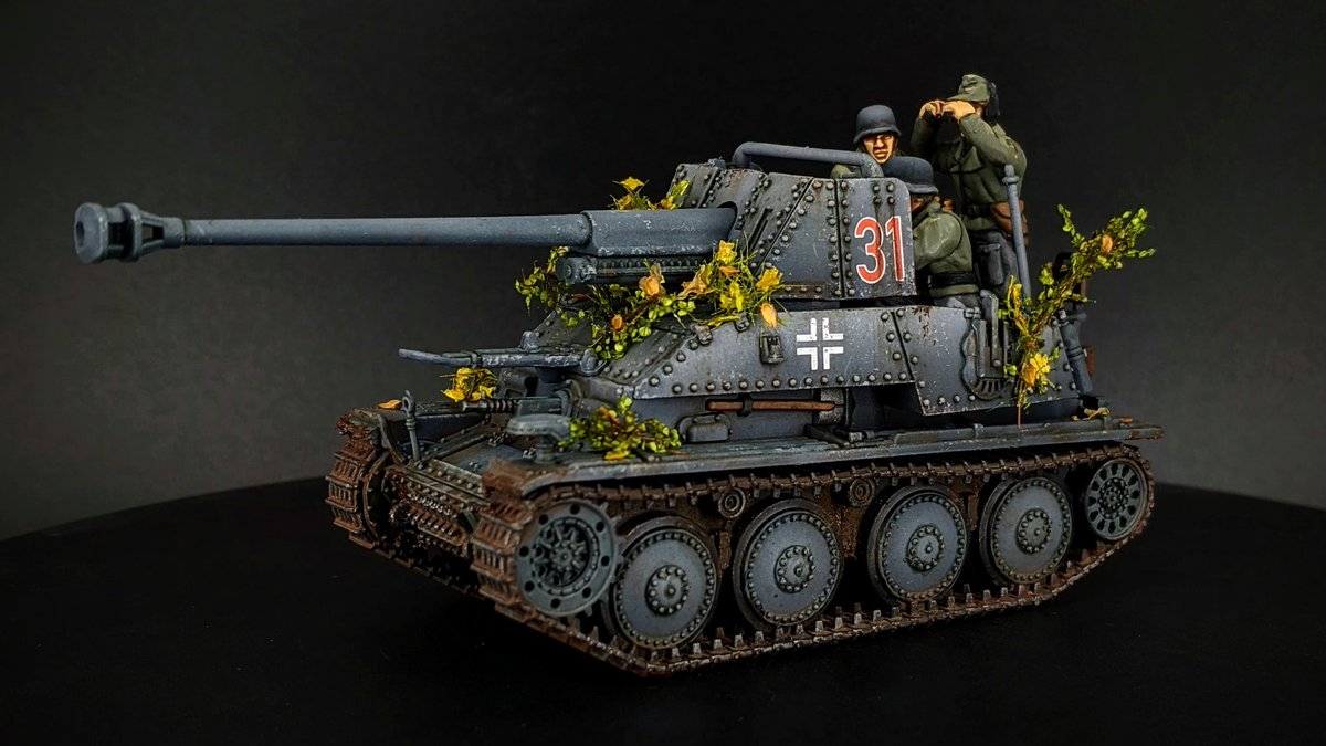 drybrushmagic's tweet photo. New year, #NewPinnedTweet

I am building and painting tiny plastic soldiers of all kinds. atm mostly #boltaction and #warhammer

Might step into 10mm and #bloodbowl? 👀

comissions closed atm https://t.co/5EoxeOt4tj
