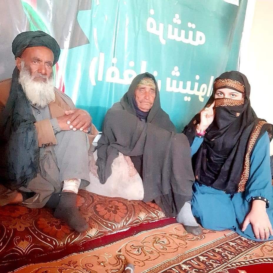 FarshtaS's tweet photo. نمبر راکه زه به درته خپله بیا زنګ وهم بیا یې یو نمبر راکړو خو ډیر په امید مې ولیږل او ورته مې ویل چې زما ورونه به حتمن تاسر خپل وس مطابق مرسته کوي نو هیله کوم زما شتمنو او مسافرو ورونو مرسته ورسره وکړی د مرستی لپاره زما شمیره وتساپ 0774279902
دفترشمیری  ایمو 0764960949 https://t.co/xQvZKnhyWC